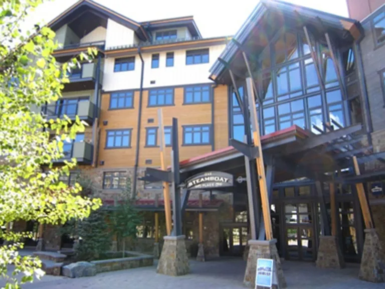 2250 Apres Ski Way — Photo 2