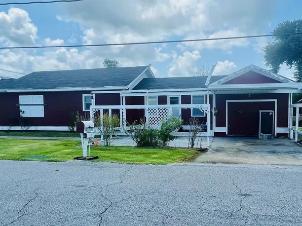 112 W 26th St, Larose, LA 70373