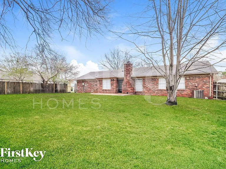 3349 Lynchburg St — Photo 14