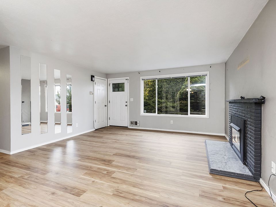 1st image of 5025 84th St SW #4713718