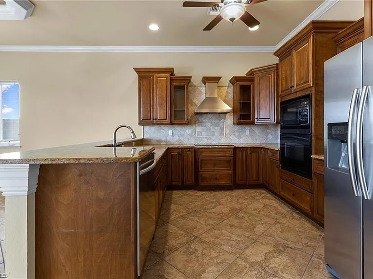 27806 Forester Dr W — Photo 6