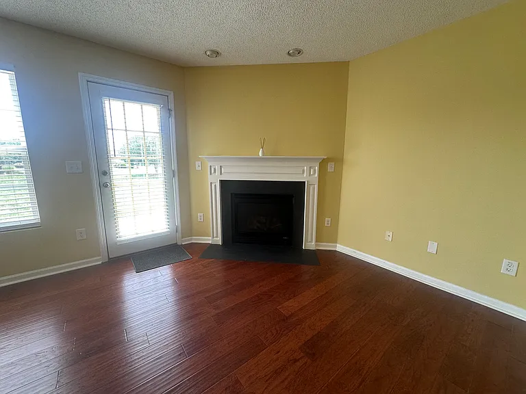 7728 Oliver Park Dr — Photo 20