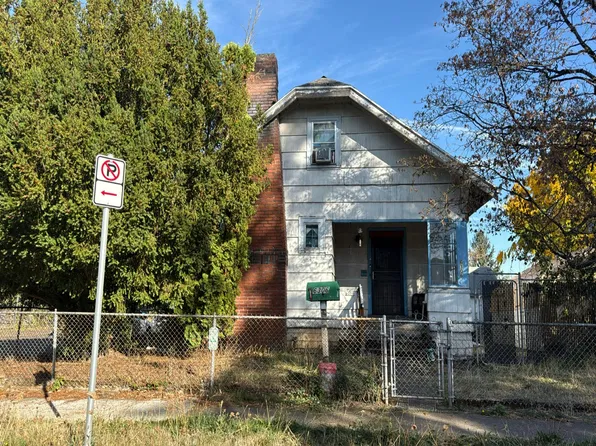 6306 SE 87th Ave, Portland, OR 97266