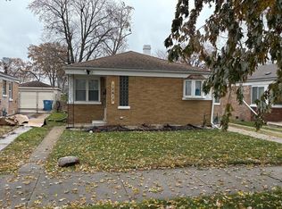 12613 S Bishop St, Calumet Park, IL