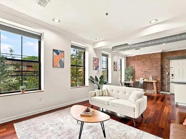 380 Luis M Marin Blvd #2R, Jersey City, NJ 07302