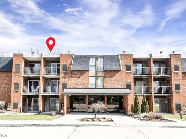 4183 Columbia Rd APT 300, North Olmsted, OH 44070