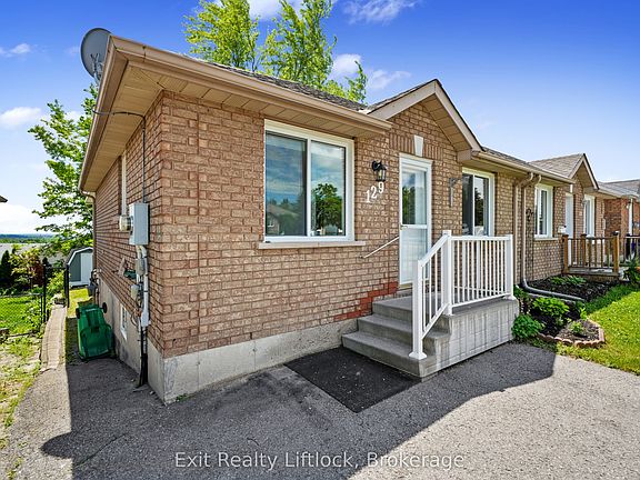 3rd image of 129 Towerhill Rd