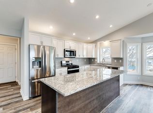 145 Ridgeview Ln, Elko New Market, MN 55020