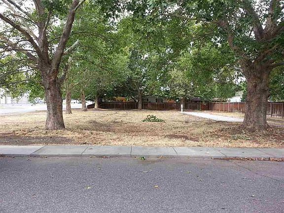 5th image of 4493 Chelan Dr