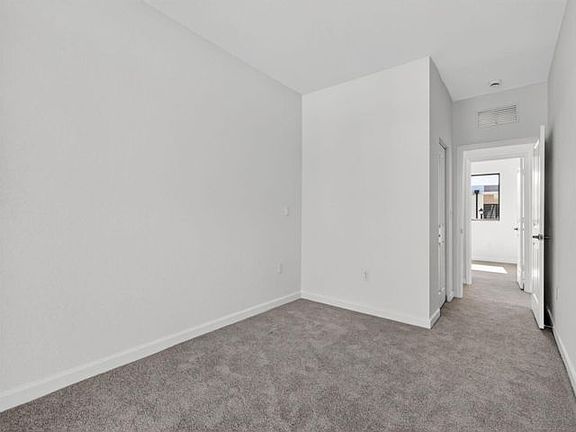5th image of 13865 SW 261st St