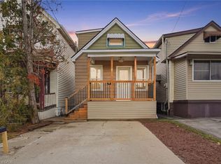 61 Graham Ave N, Hamilton, ON L8H 4J8