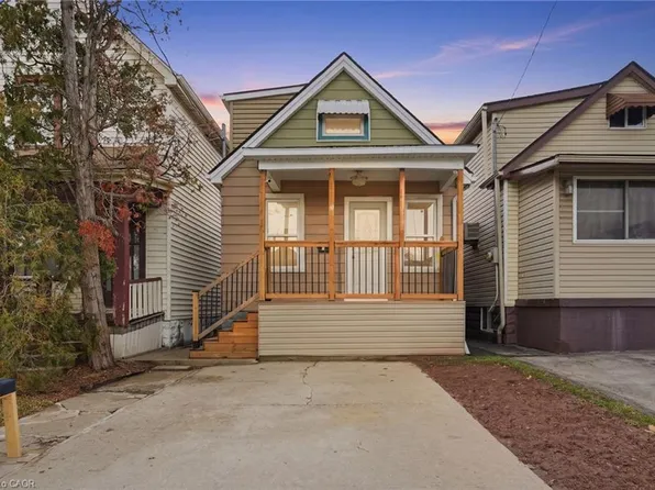 61 Graham Ave N, Hamilton, ON L8H 4J8