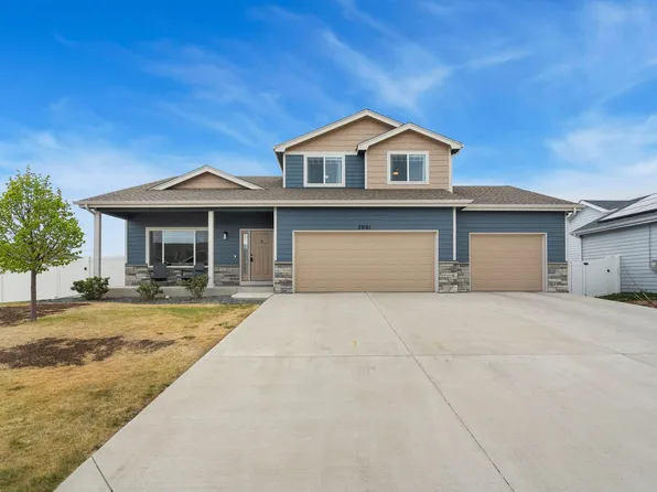 7001 Sumner St, Wellington, CO 80549