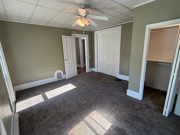 3rd image of 42 Vick Park #1
