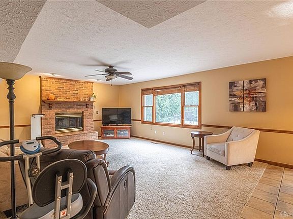 3rd image of 6400 Shelterglen Ct