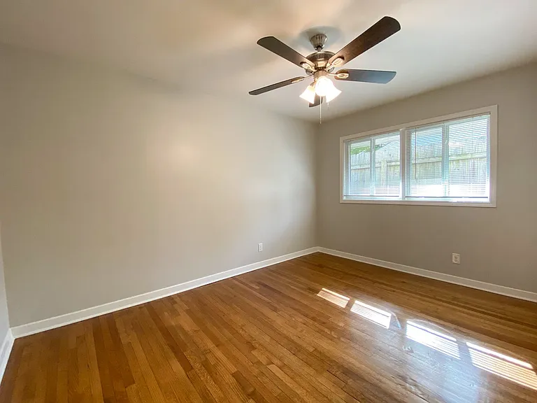 4152 Rhodes Ave — Photo 21