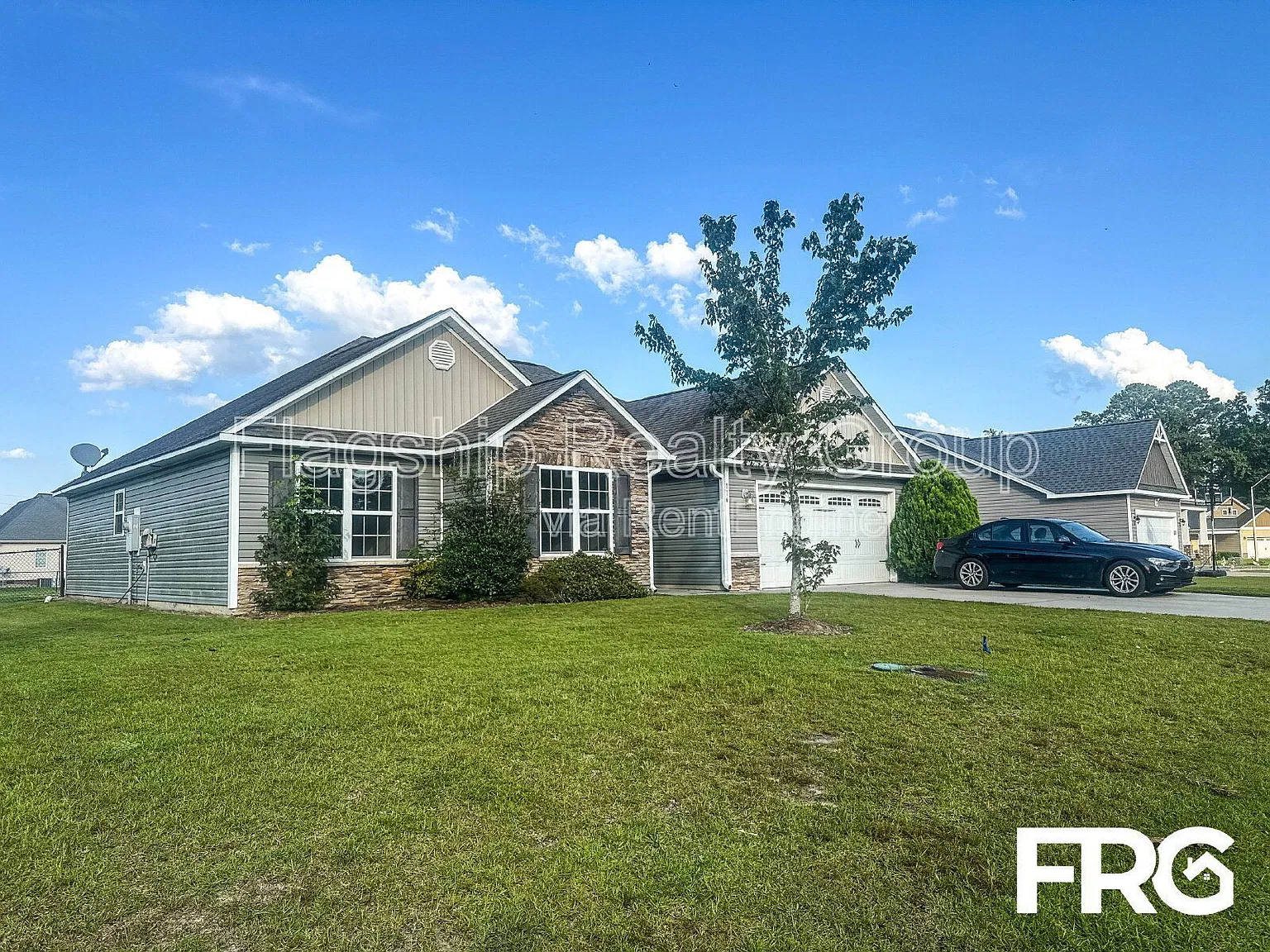 3 bed, 2.0 bath, 1574 sqft, $1,850 — Photo 2
