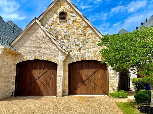 2305 Vineyard Dr, Granbury, TX 76048