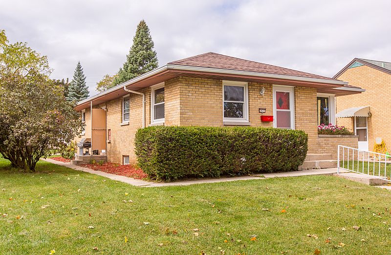 2821 S 60th St, Milwaukee, WI 53219 Zillow