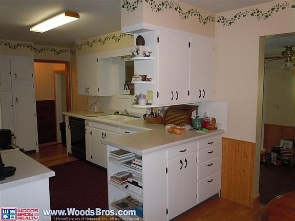 4th image of 13 Fairview Dr