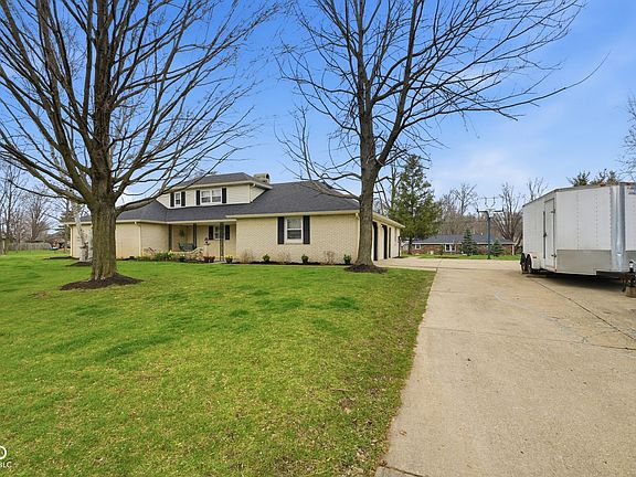 2nd image of 114 Ladino Ln