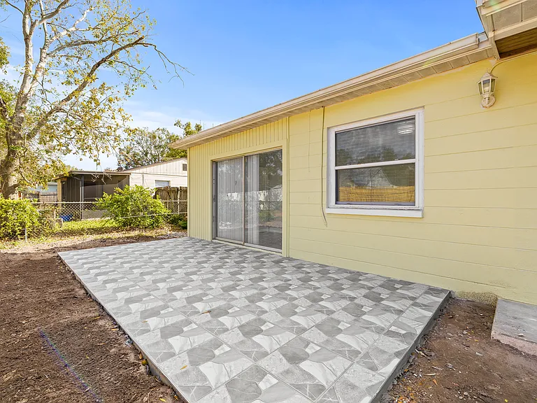 2303 Carroll Pl — Photo 29