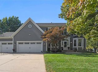 12944 Monrovia St, Overland Park, KS 66213