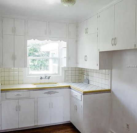 5th image of 670 Hempstead Ave