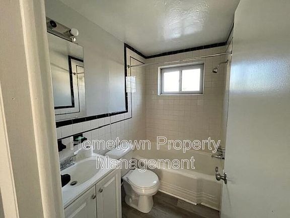 2nd image of 127 S 28th St