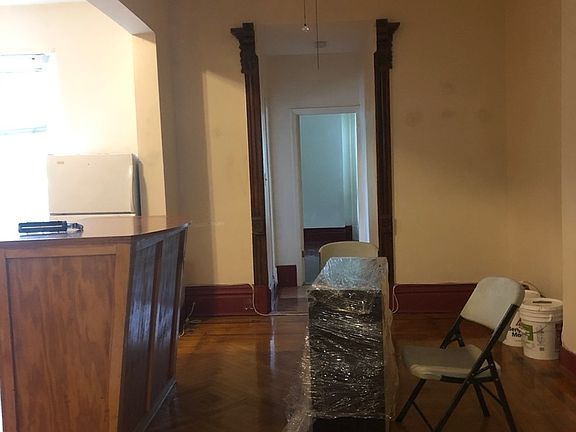 3rd image of 663 Park Pl Floor 2