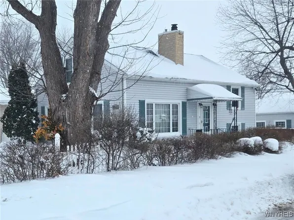 4882 Mount Vernon Blvd, Hamburg, NY 14075