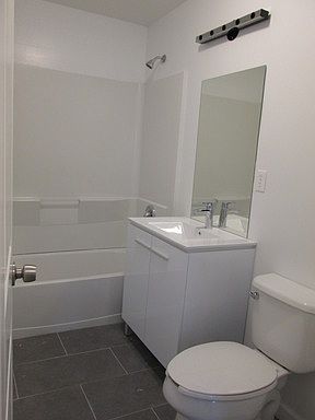 5th image of 86 Overton Ave #B