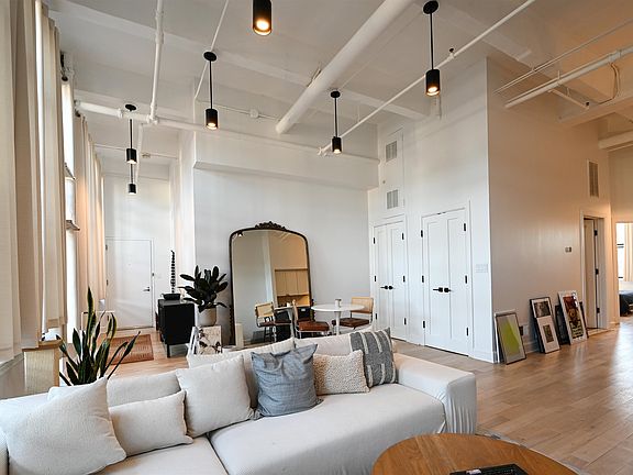 3rd image of 300 Communipaw Ave APT 204