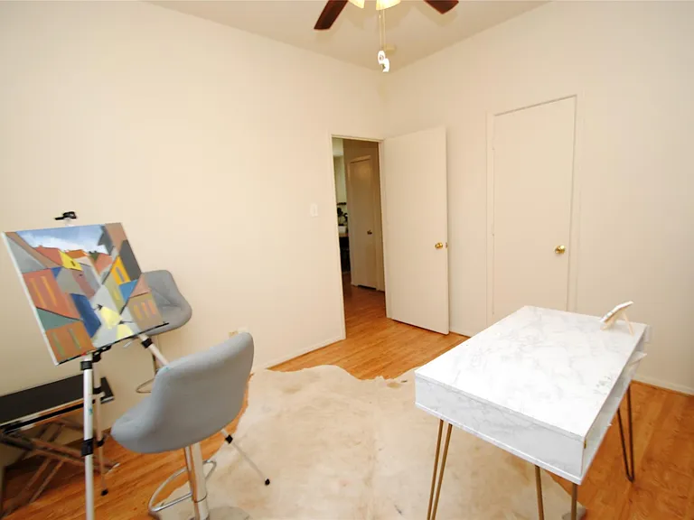 6363 Provident Green Dr — Photo 21