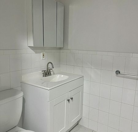 4th image of 621 Elizabeth Ave
