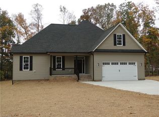 200 Clarkann Dr, Thomasville, NC 27360