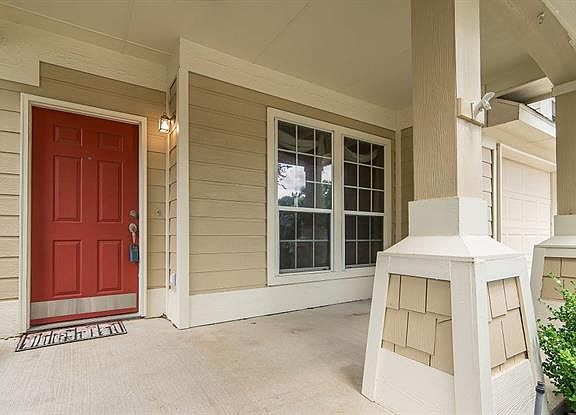 2nd image of 428 Creekview Dr