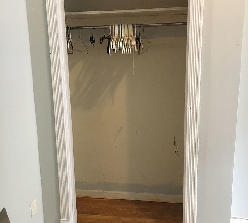 1st image of 292 Menahan St APT 1R