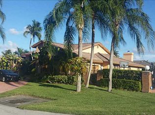 10090 SW 144th St, Miami, FL 33176