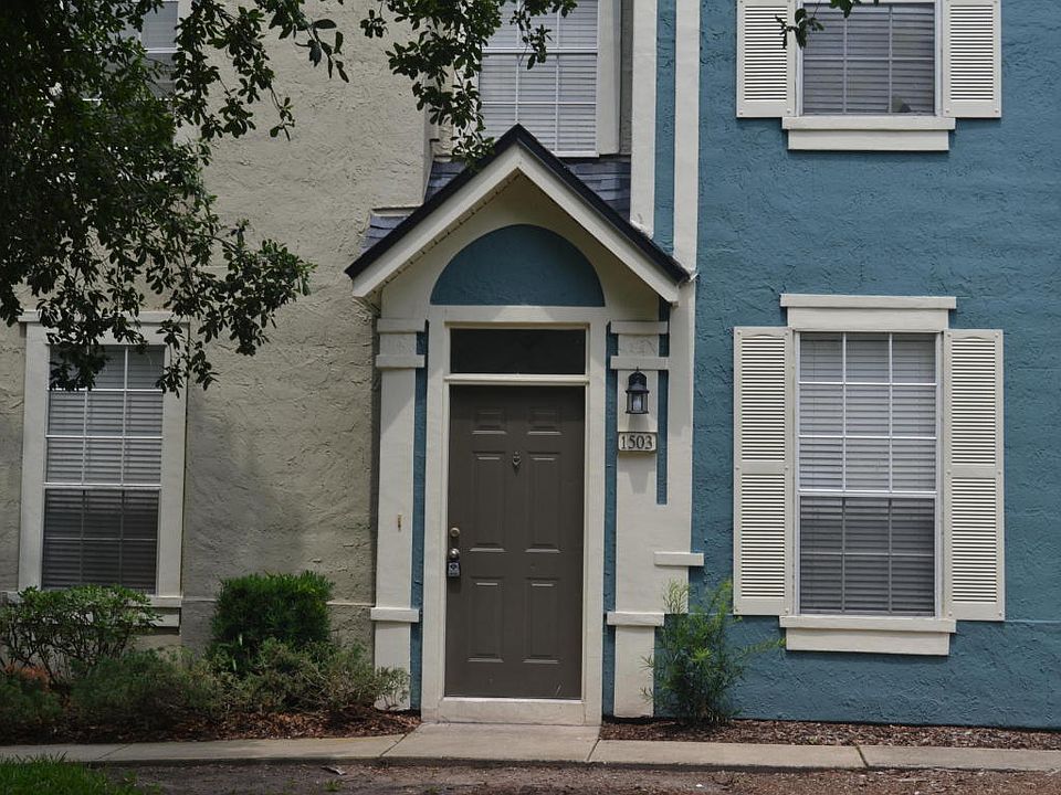 1st image of 13703 Richmond Park Dr N APT 1503