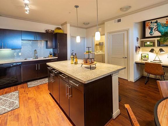 4th image of 8877 N Frankway Dr #374