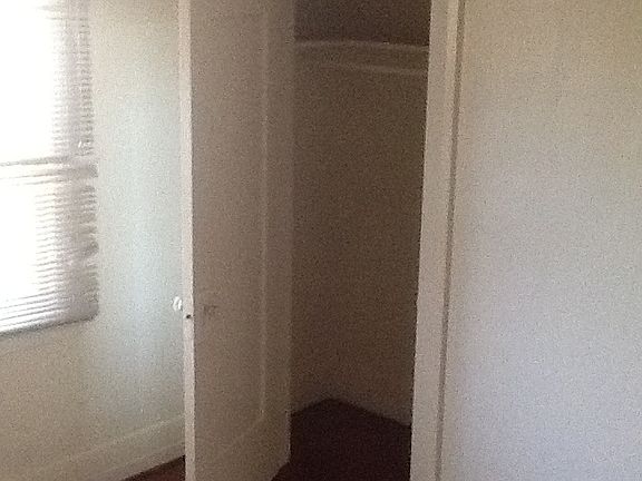 5th image of 1433 W 84th St