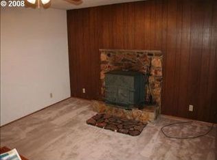 4023 Camellia St, Springfield, OR 97478