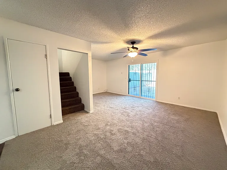 2759 W Anklam Rd #C — Photo 8
