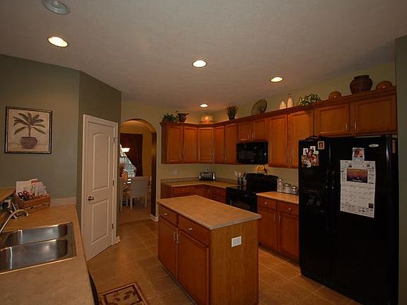 5th image of 2924 Tuscarora Ln