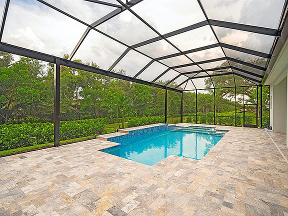 Screened Pool Triton Grande