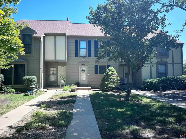 3438 SW Arrowhead Rd, Topeka, KS 66614