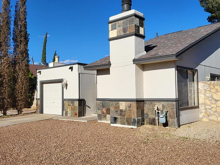 1802 Frank Sinatra Pl — Photo 4