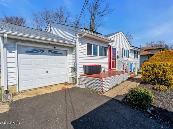 32 Koenig Lane, Freehold, NJ 07728