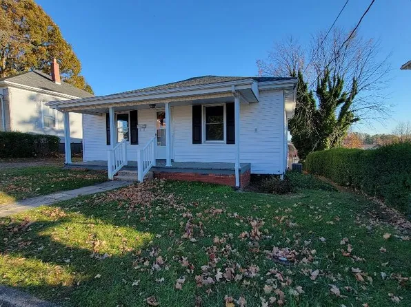 50 High St, Rocky Mount, VA 24151